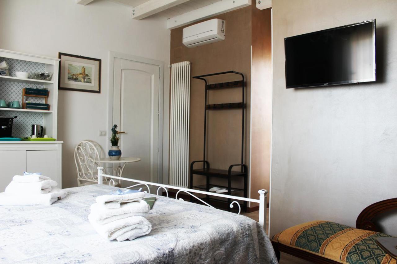 B&B Villa Lilla Сан-Бенедетто-дель-Тронто Екстер'єр фото