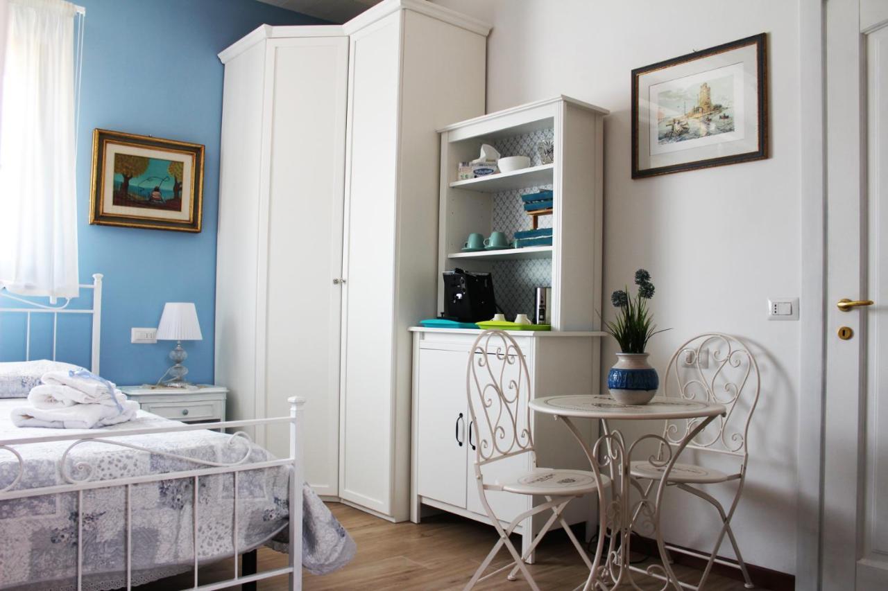 B&B Villa Lilla Сан-Бенедетто-дель-Тронто Екстер'єр фото